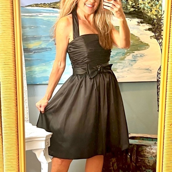 🖤WHBM,Gorgeous Black, Ruched Upper Cocktail Dress, Beaded Belt, Removable Strap - Picture 10 of 10